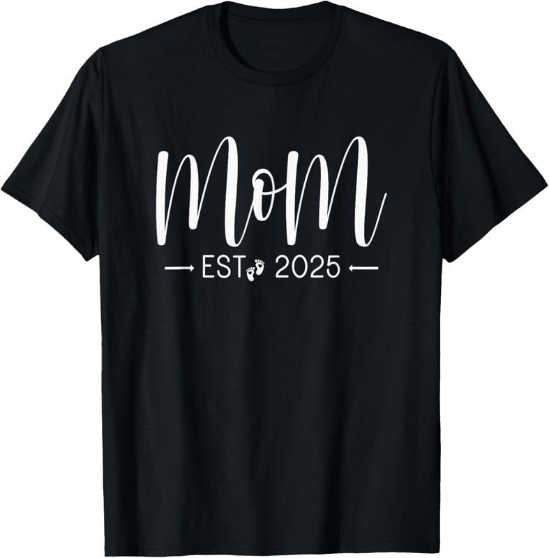 100% Cotton Mom Est 2025 New Mom and Dad Matching Mom To Be 2025 T-Shirt