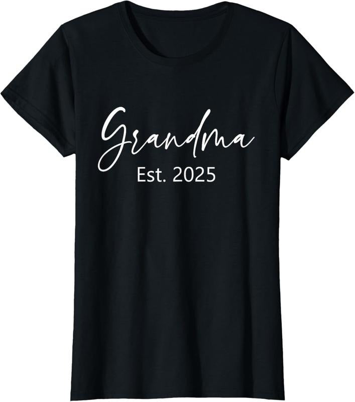 100% Cotton Promoted To Grandma 2025, Grandma Est 2025 T-Shirt