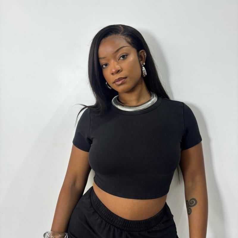 Blackout Comfy Crop Top - Comfortable Crop Top with Soft Fabric, Versatile Style for Chic Womenswear