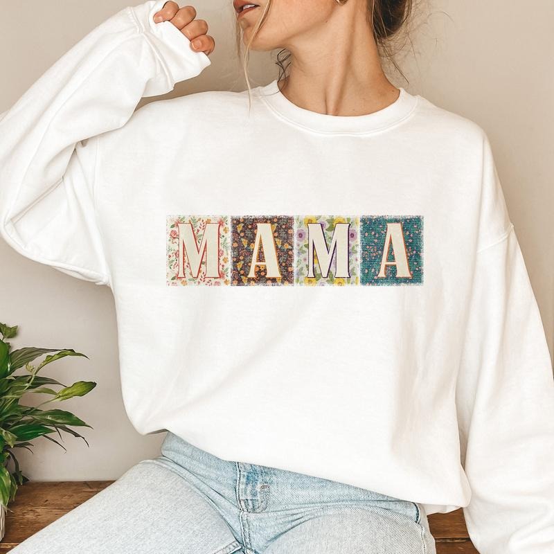 Boho Mama Sweatshirt, Boho Mama Sweatshirt, Mothers Day Sweatshirt, Boho Sweatshirt, Retro Mama Sweatshirt, Trendy designs for mothers day Sweatshirt, Gift For Mom