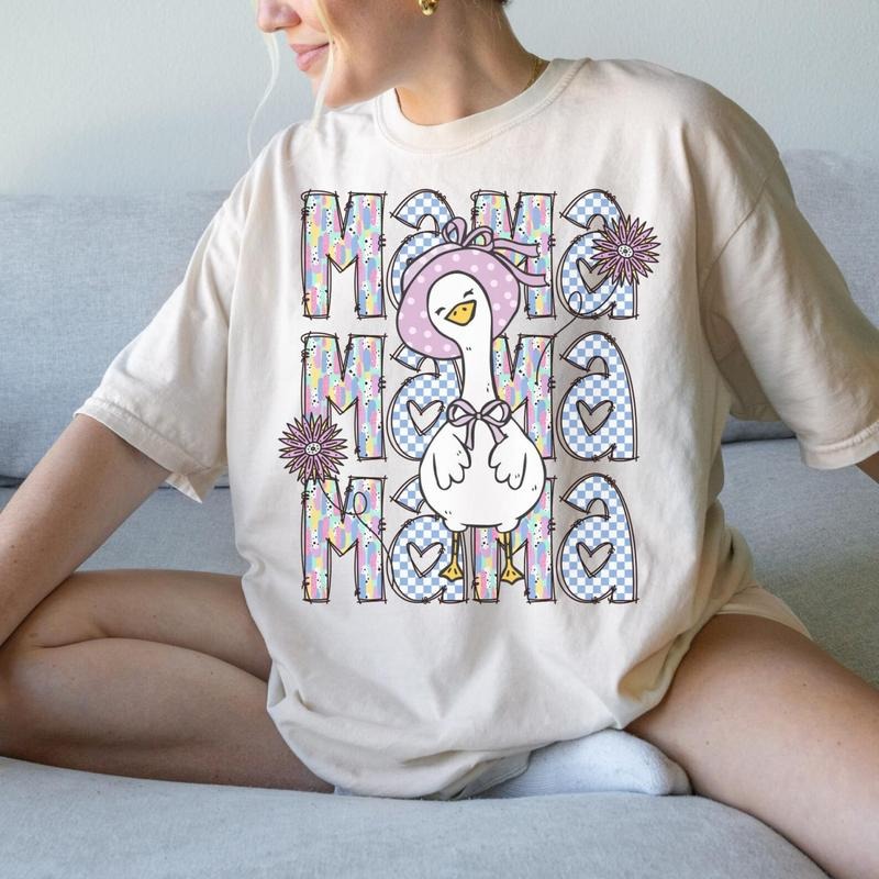 Brushstroke Mama Goose Shirt, Trendy Floral Mama Goose T-Shirt, Mother's Day Shirt, Retro Checkered Mama Tee, Silly Goose Lover Gift