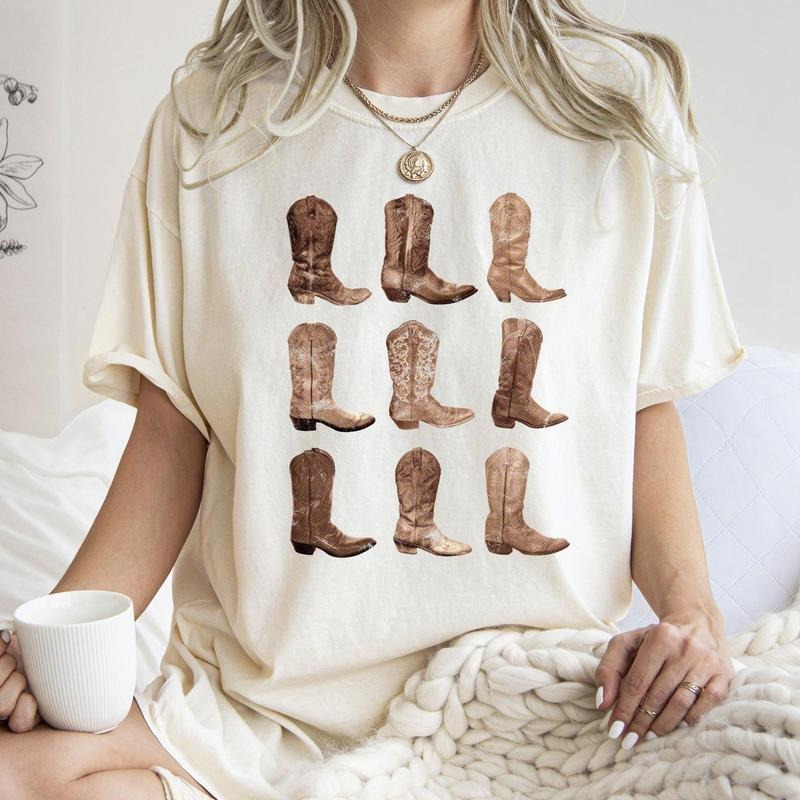 Cowboy Boots, Western, Retro, Vintage, Country, Tshirt, Women's Crew Neck, Crewneck