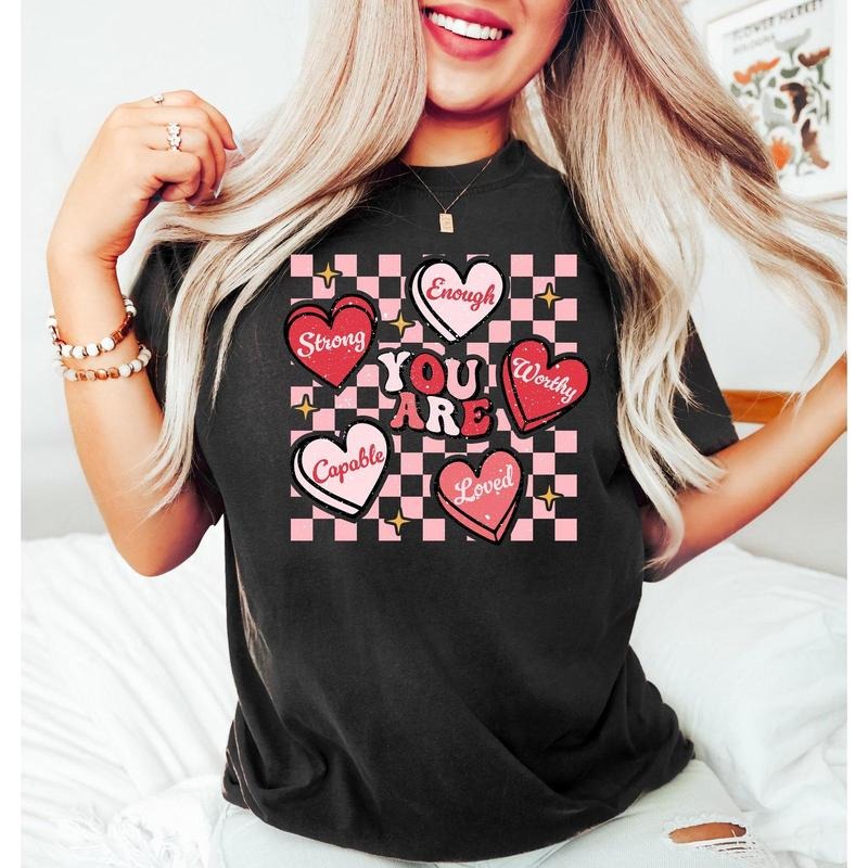 Cute Teacher Valentine shirt, Retro Heart Sweatshirt, Back to School Shirt, Love Shirt, Teacher Tee, Teacher Shirt,Valentine Teacher Shirt,