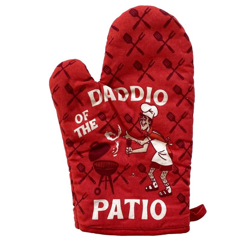 Daddio of the Patio Oven Mitt Funny Backyard BBQ Grilling Fathers Day Kitchen Glove Funny Graphic Kitchenwear Dad Joke Funny Food Novelty Cookware Red