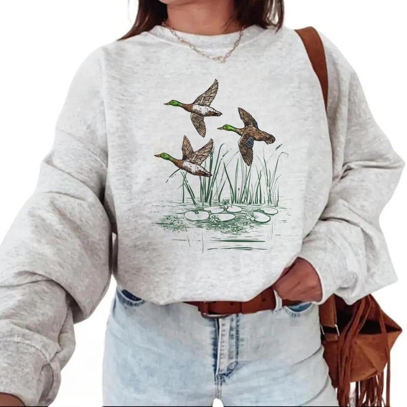 Duck Hunting Sweatshirt Duck Hunter He's Hunting Girlfriend Duck Season Shirt Retro Mallard Ducks Vintage Hoodie Hunting Season 2025 Cotton Womenswear