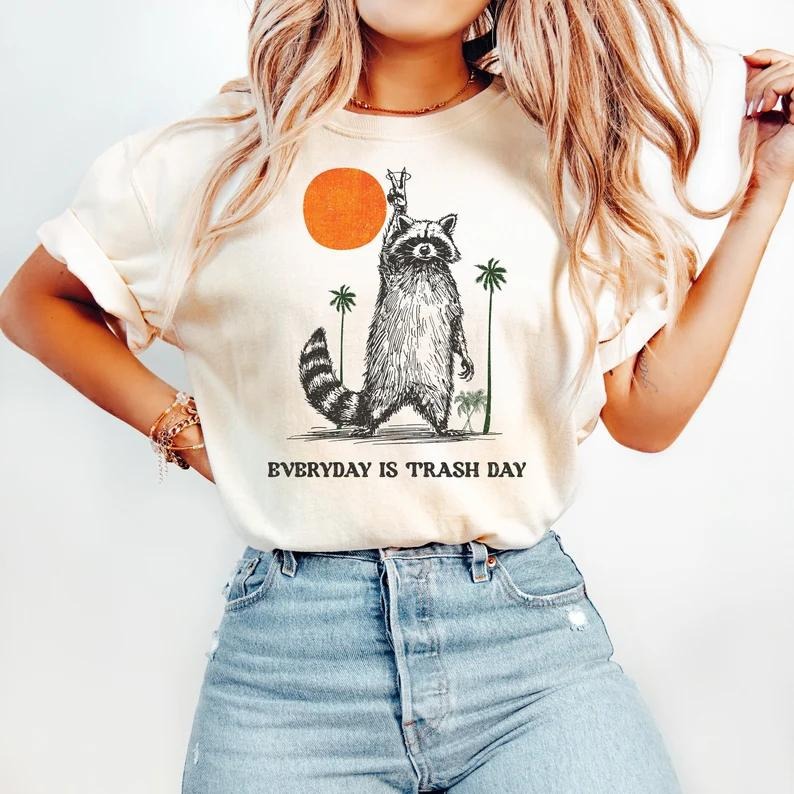 Everyday Is Trash Day Raccoon Meme Shirt, Retro Sunset Tee, Cool Style Raccoon Shirt, Distressed Style Meme T-Shirt,Funny Raccoon Meme