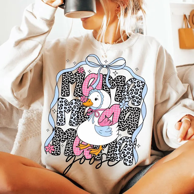 Floral Mama Goose Shirt, Cute Goose Mom Tee, Mother's Day Gift, Girly Duck Lover Sweatshirt, Sublimation PNG Design
