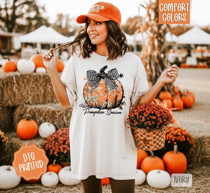 Floral Pumpkin Season Comfort Colors, Trendy Women's Fall Tshirt