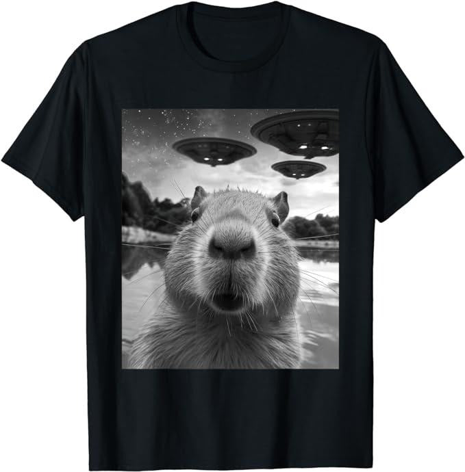 Funny Cute Capybara Shirts, Funny Graphic Tee Capybara Selfie with UFOs Weird T-Shirt Menswear Top Casual Classic