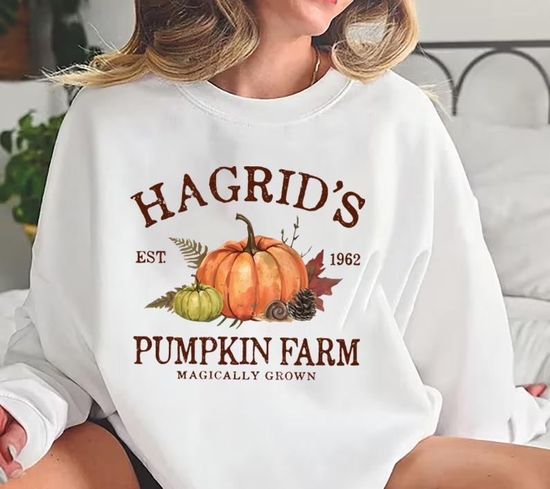 Hagrid's Pumpkin Patch Sweatshirt, Pumpkin Patch Shirt, Retro Halloween T-Shirt, Fall Sweatshirt, Wizard Tee, Autumn Fall Halloween Thanksgiving Sweatshirt, Pumpkin Fall Sweatshirt, Spooky Season T-Shirt, HP Fan Gift