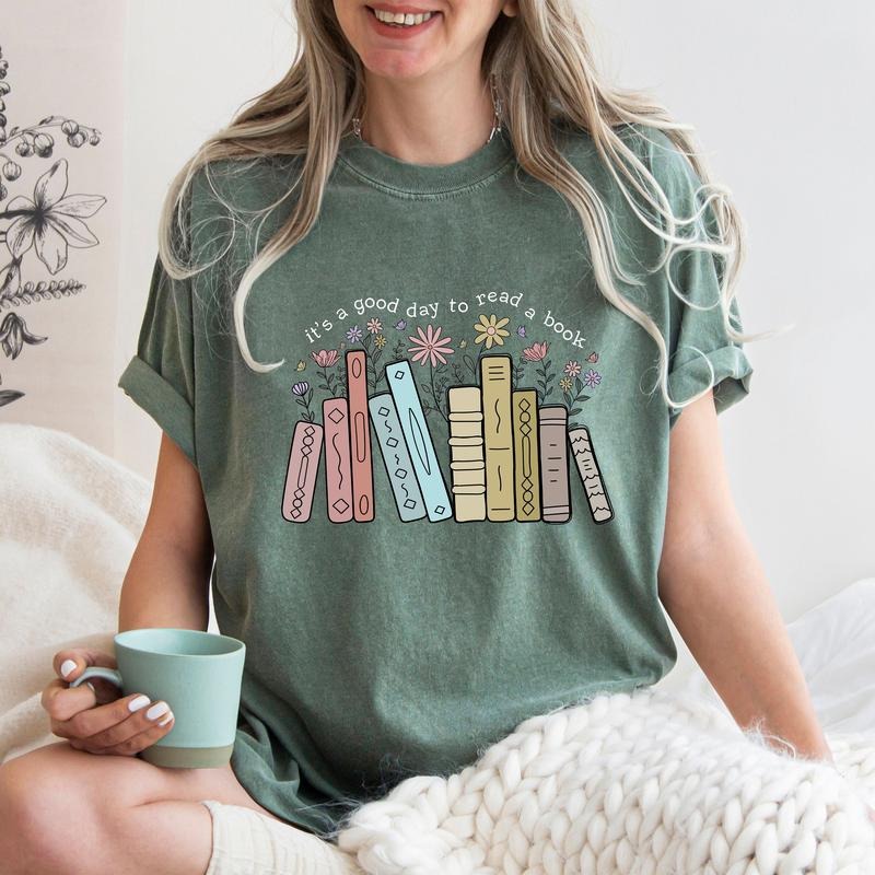 It's A Good Day To Read A Book Shirt, Reading Shirt, Back To School Shirt, Book Lover T-Shirt, Teacher Shirt, Book T-shirt