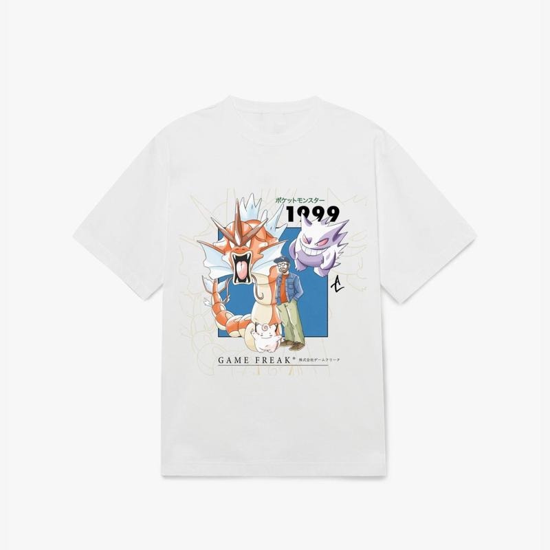 Pokémon Retro 90's Vintage Red Gyrados Game Freak T-shirt