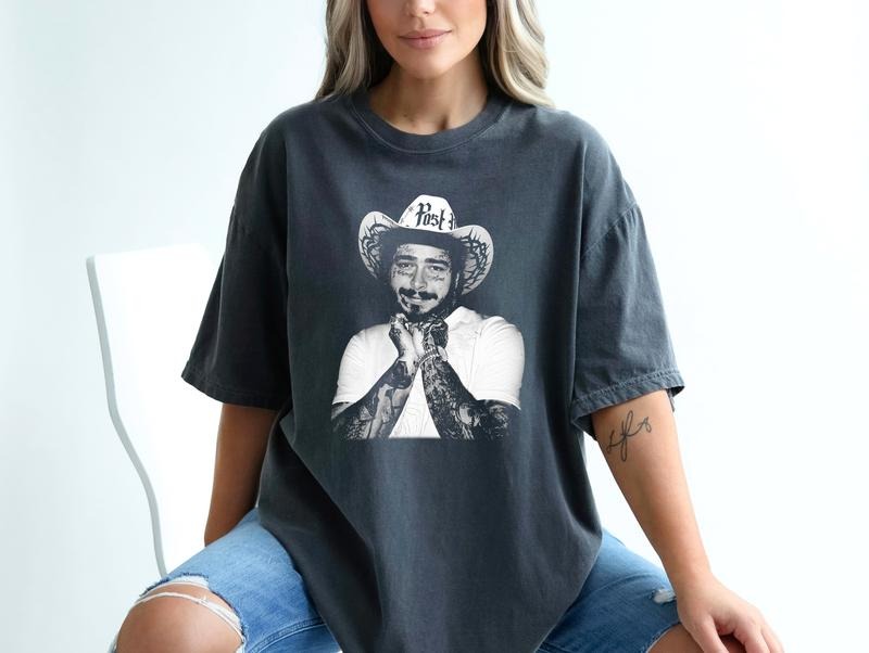 Posty Rodeo Concert Festival T-Shirt - Unisex Vintage Cowboy Post Tee - Country Shirt for Men and Women - Menswear