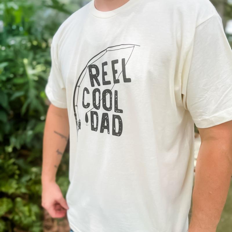 Reel Cool Dad Graphic Teestyle{n002}2