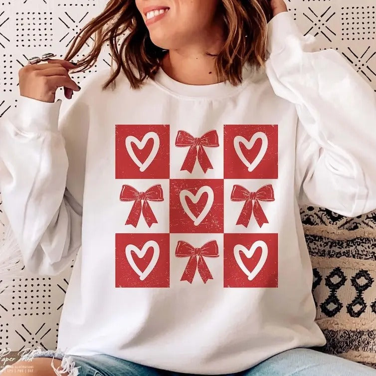 Retro Checkered Valentine's Sweatshirt, Coquette Bow Valentines Sweatshirt_ Gift For Man and Women Casual Crewneck