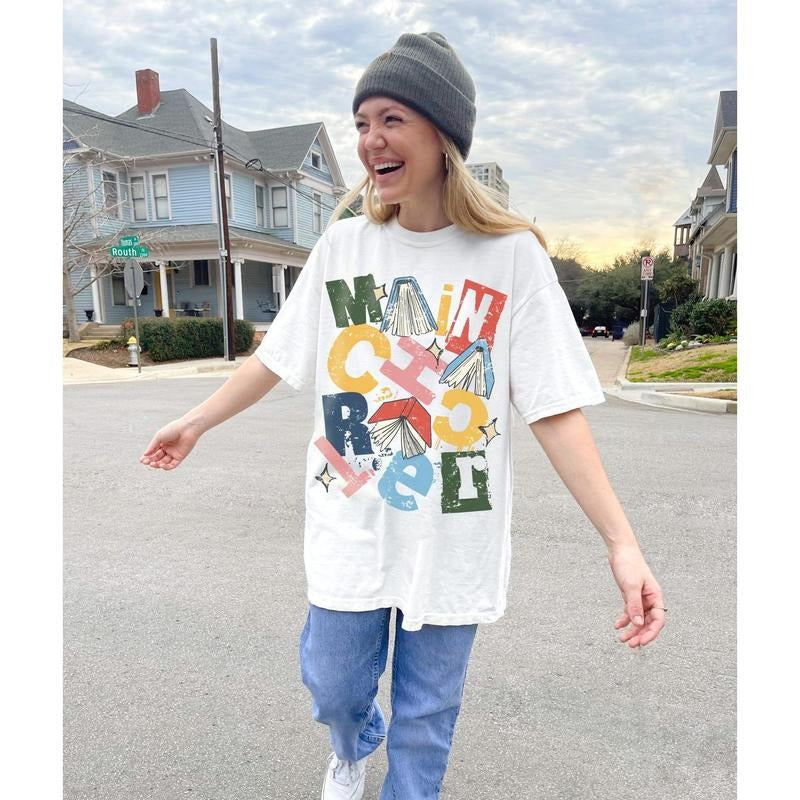 Retro Main Character Shirt CC Fun Bookish Graphic Tee Villain Era Dark Romance Reader Romantasy Librarian Gift For Reader Library Shirt Smut