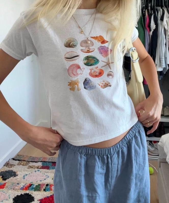 Sea Shell Baby Tee, Vintage Collage Aesthetic Seashell Baby Tee, Coastal Grandma Cute Women's T-Shirt, Ocean Lover Shirt, Sea Tee