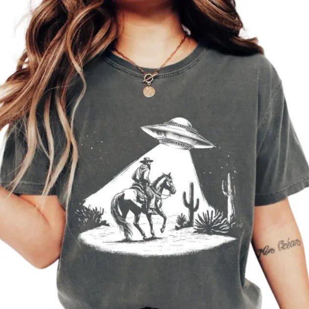 UFO Western T-Shirt, Retro Vintage Cowboy T-Shirt, Vintage Rodeo T-Shirt, Western Graphic Tee, Trendy Women's Western Tee
