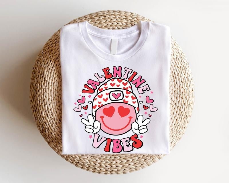 Valentine Vibes Shirt, Valentine's Day Tee, Retro Valentines T-Shirt, I Love You Shirt, Gift Shirt For Wife, Groovy Valentines Short Sleeve.