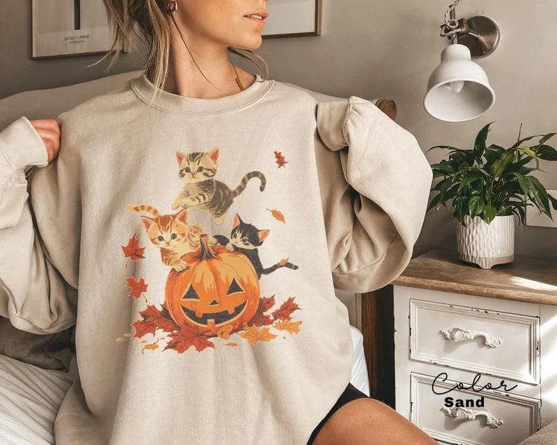 Vintage 90s Cat Halloween Sweatshirt, Retro Halloween Shirt, Spooky Season Tee, Pumpkin Shirt, Cat Lover Shirt, Black Cat, Spooky Season