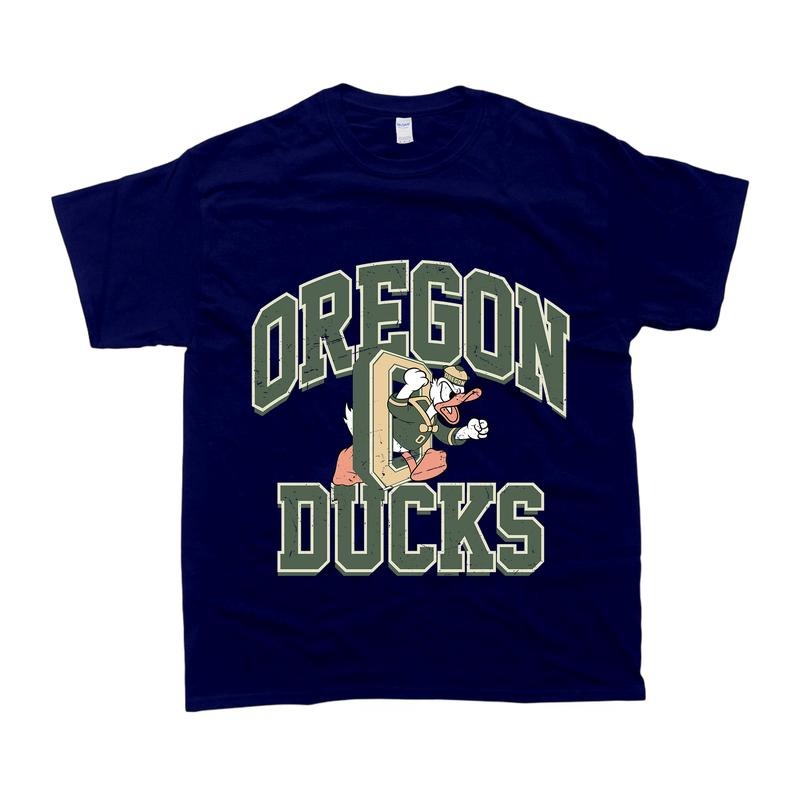 Vintage NCAA Oregon Ducks Logo Tshirt University, Unisex Tshirt, Boy's Gift, Girl's Gift, Menswear Tshirt Casual Crewneck