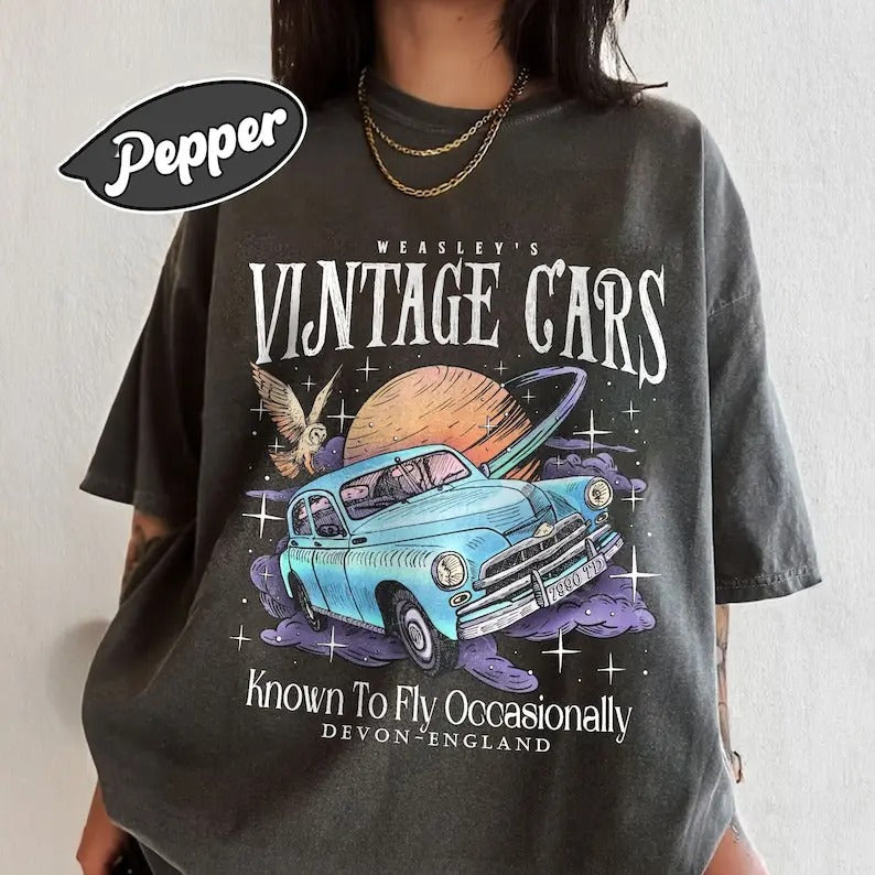 Wizard Flying Car Shirt, Vintage Style Weasley Car Tee, Bookish Wizard Shirt, Universal Fan T-shirt,Magical Adventure Apparel Cotton Shortsleeve Tee