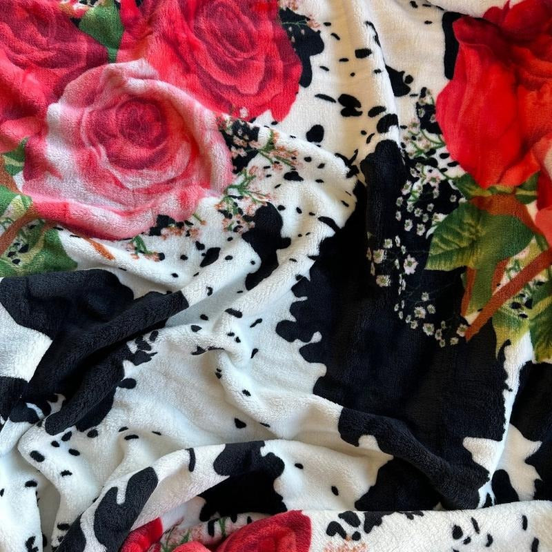 Z Cow Rose Bouquet Throw Blanket 60" x 80"