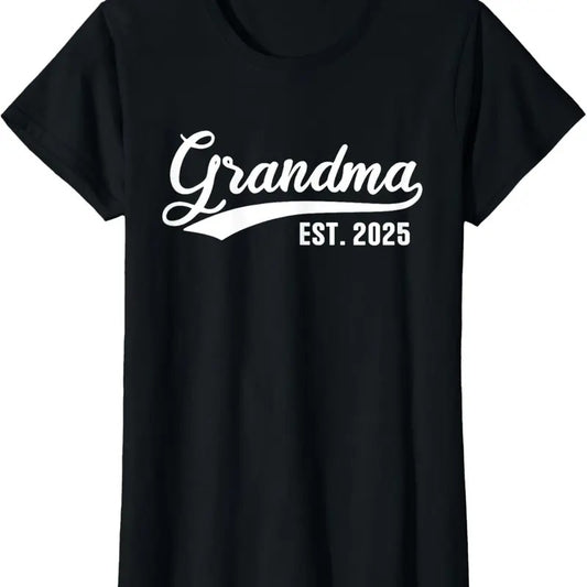 100% Cotton Grandma 2025 Retro Grandma Est 2025 T-Shirt