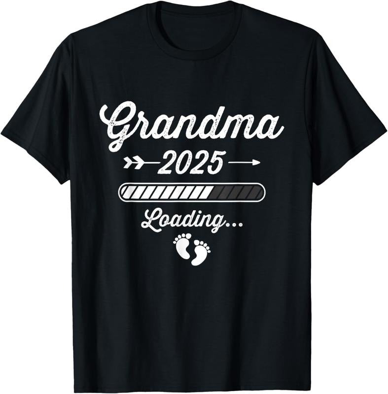 100% Cotton Grandma 2025 loading for new  announcement T-Shirt
