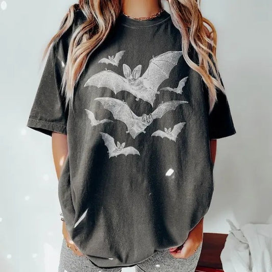 Bat Shirt,Halloween Shirt, Goblincore Shirt, Bat Tshirt, Witchy Shirt, Spooky Shirt, Vintage Gothic Vampire Bats Tee