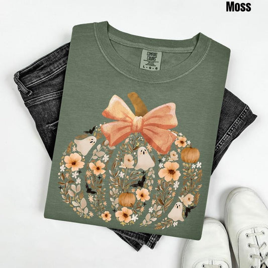 Beige Pumpkin Scene Comfort Colors T-Shirt 'NLB'