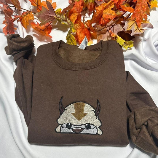 Bison Embroidered Sweatshirt | Trendy Crewneck Pullover | Soft & Cozy Y2K Aesthetic | Vintage Nature-Inspired Design | TikTok Viral Fashion