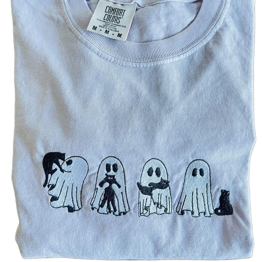 Black Cat Spooky comfort colors  T-Shirt for Women - Halloween Shirt - Womenswear, Top