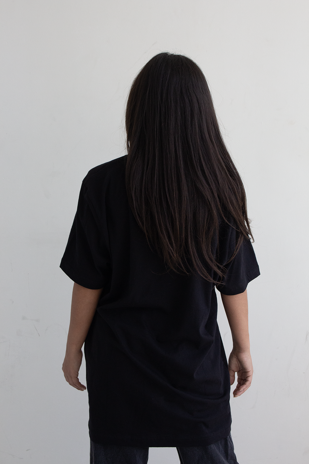 No Kings Here Embroidered Logo T-shirt