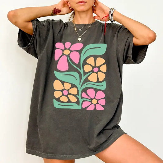 Boho Flowers Comfort Colors Shirt, Retro Floral T-shirt, Vintage Wild Flower Tee, Women Clothing, Plant Lover Outfits