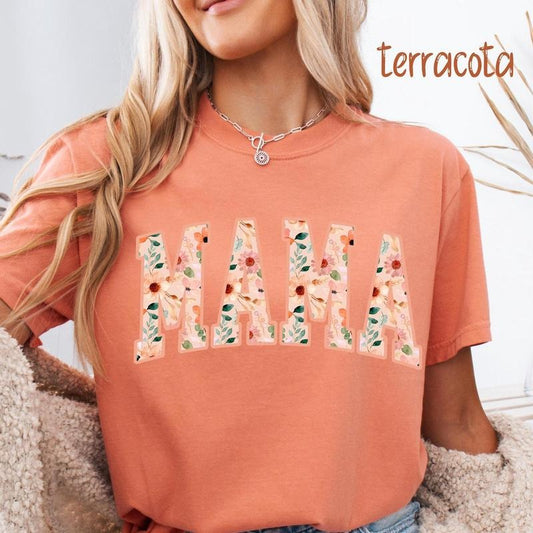 COMFORT COLORS FLORAL shirt, Comfort Colors Floral Mama Shirt, Cool Mom T-shirt, Oversized Mom Tee, Comfort Colors Flowered Mama Shirt, Gift