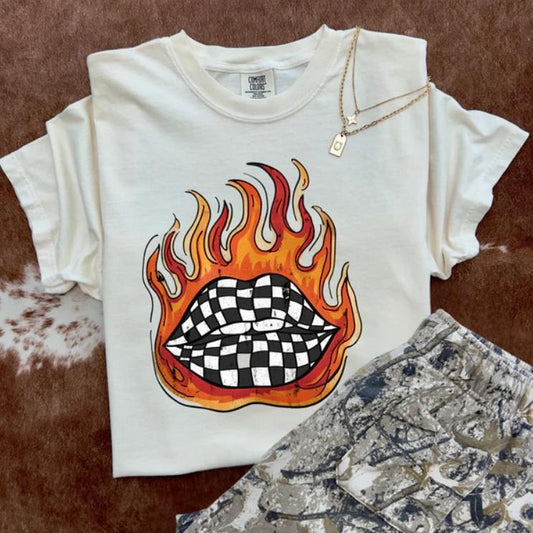 Checkered Lips tee shirt, vintage crewneck sweatshirts, western outfit women, cowgirl outfits, western clothing stuff tops, country concert outfits, western style clothes