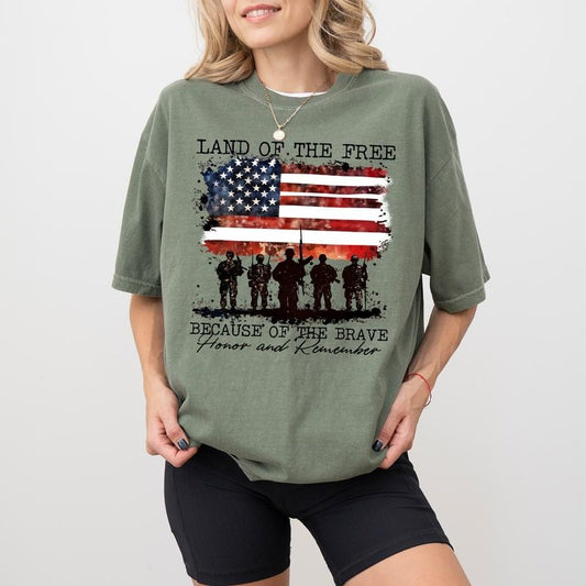 ChicCotton America Land Of The Free Because Of The Brave Comfort Colors Shirt, Retro 4th Of July T-shirt, Vintage Memorial Day Graphic Tee