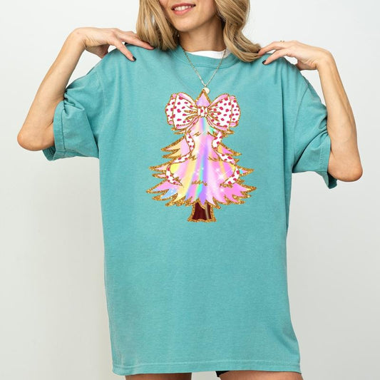 Colorful Iridescent Christmas Tree Shirt Comfort Colors, Leopard Coquette Bow Glitter Christmas Tree Tees, Retro Glitter Xmas Tree Tshirt, Christmas Gift Ideas for Girls, Soft Cotton Casual Womenswear