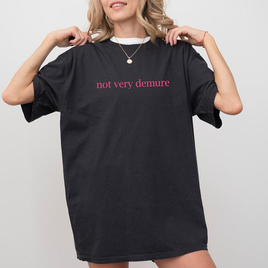 Comfort Colors Not Very Demure Shirt, Funny Demure Tees for Women, Very Demure Very Mindful Very Cutesy Tshirt for Girls, Influencer Trending T-shirt, Casual Women's Tops, Comfy Cotton Womenswear