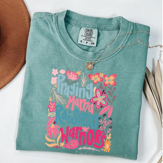 Comfort Colors Praying Mama Raising Warrios Shirt, Retro Mama Shirt, Spring Flowers Mother Shirt, Wildflowers Mom T-Shirt, Mom Life Tee