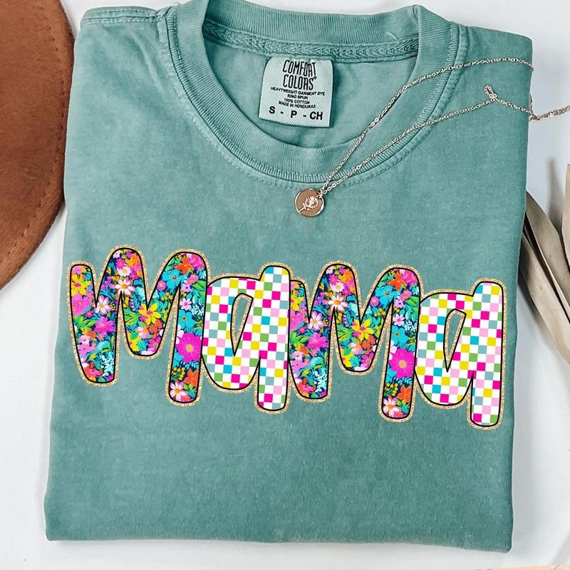 Comfort Colors Preppy Mama Floral T-Shirt, Retro Boho Floral Mama T-Shirt, Mama Shirt, Custom Preppy Mama Shirt,  Mothers Day T-Shirt