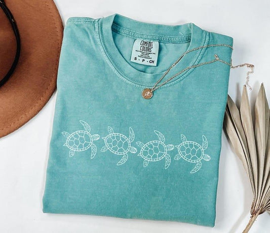 Comfort Colors Sea Turtle Graphic Tee, Oversized Ocean Shirt for Women, Cute Summer Vacation Gift, Beach Animal Aesthetic