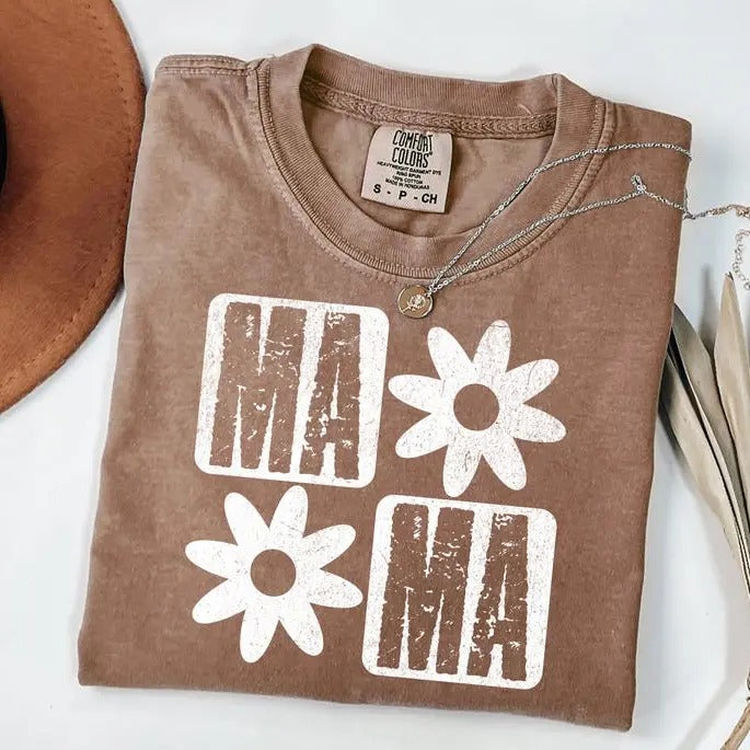 Comfort Colors Trendy Floral Checker Mama T-Shirt, Retro Mama T-Shirt, Aesthetic Mom Tee, Cute Mother's Day Gift, Boho Mama TShirt