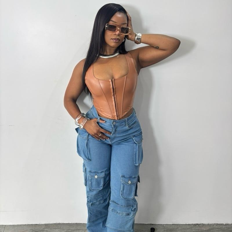 Comfy Light Washed Denim Stretch Cargo Pants - Casual Style with Spacious Pockets for Everyday Wear - Comfort