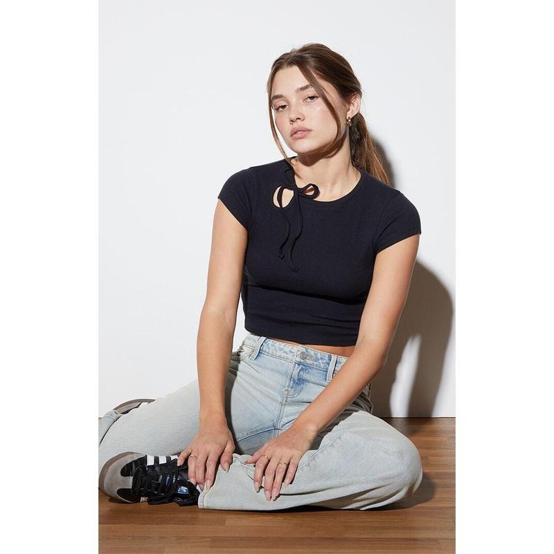 Contour Women's Susie Asymmetrical Tie Top