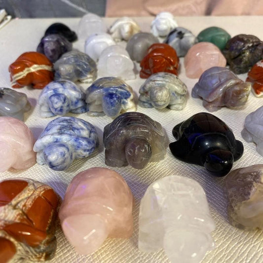 Crystal Turtles Natural Stone Home Ornament - Unique Quartz Design for Crystal Lovers & Enthusiasts - Charming Art Piece for Home Decoration