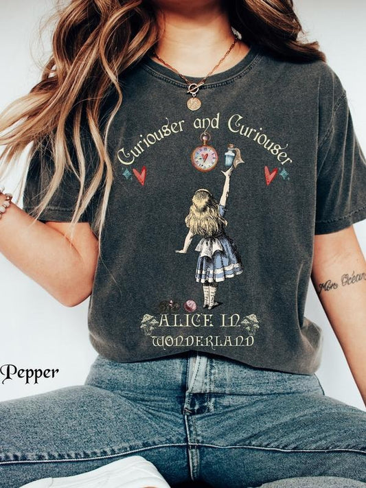 Curiouser and Curiouser, Alice in Wonderland Shirt, Vintage Alice in Wonderland Shirt, Alice Shirt, Alice in Wonderland t-Shirt