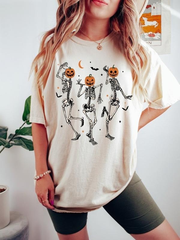 Dancing Skeleton Pumpkin Shirt, Retro Halloween Shirt, Womens Halloween Shirt, Cute Fall Shirt, Spooky Season, Pumpkin Face