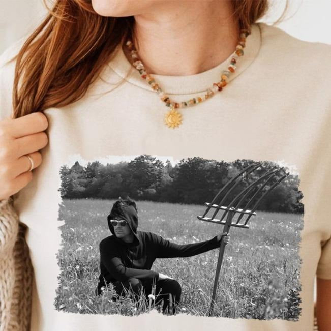 David Rose in Field Shirt, Schitt's Creek Shirt, Dan Levy Tee Crewneck Cotton